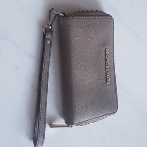 Michael Kors wristlet